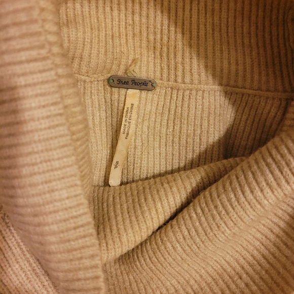 Free People oversized sweater - Picture 3 of 4